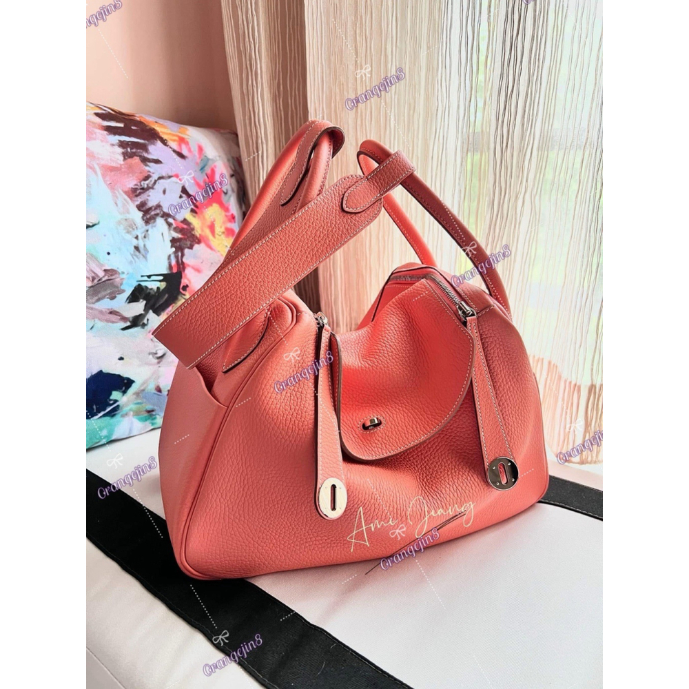 HERMES Lindy 34 Shoulder Bag Taurillon Clemence Crevette Palladium hardware